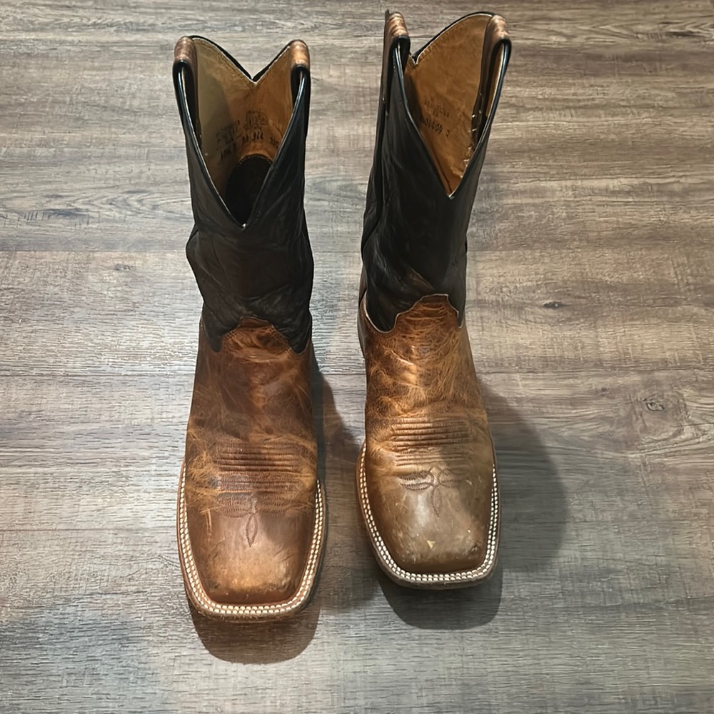 Justin Cowboy Boots